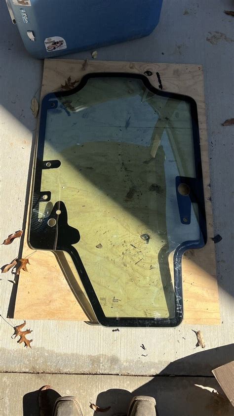 Case/ New Holland Skid Steer Door Glass